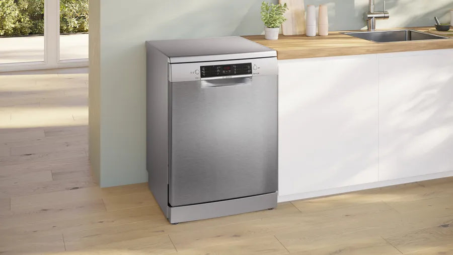 Bosch Series 2 Freestanding 60cm Dishwasher Anti Fingerprint Brushed Steel | SMS26AI08G