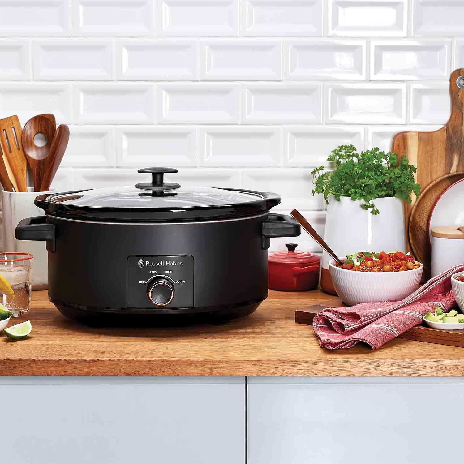 Russell Hobbs 7L Matte Black Slow Cooker Black | 27720