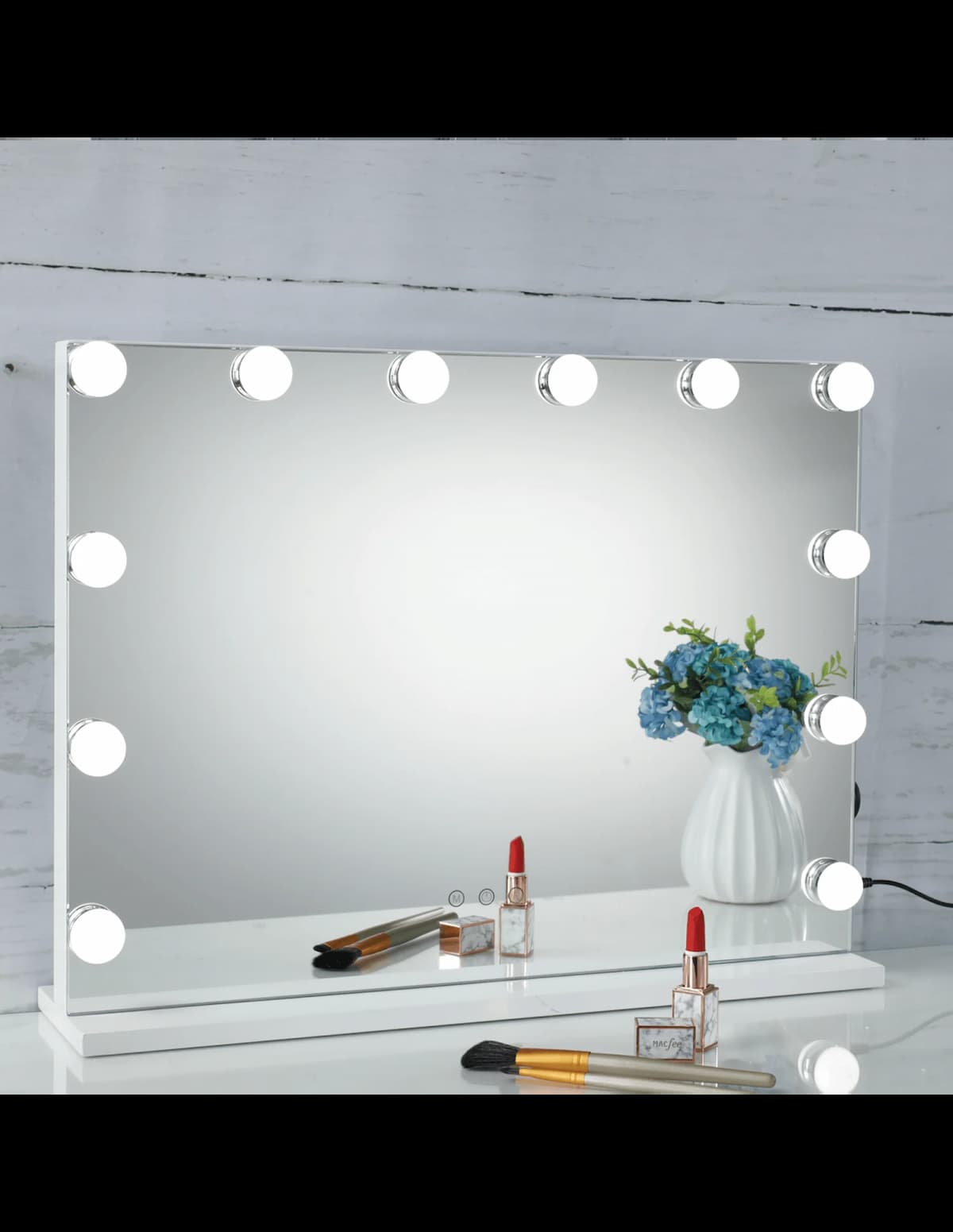 Hollywood 12W LED Landscape Lighted Vanity Mirror with USB CCT - HW002