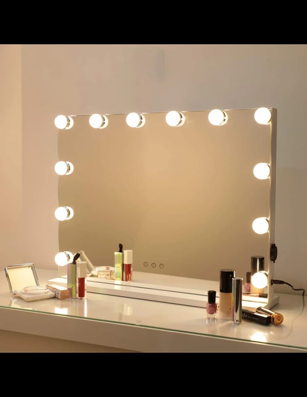 Hollywood 12W LED Landscape Lighted Vanity Mirror with USB CCT - HW002