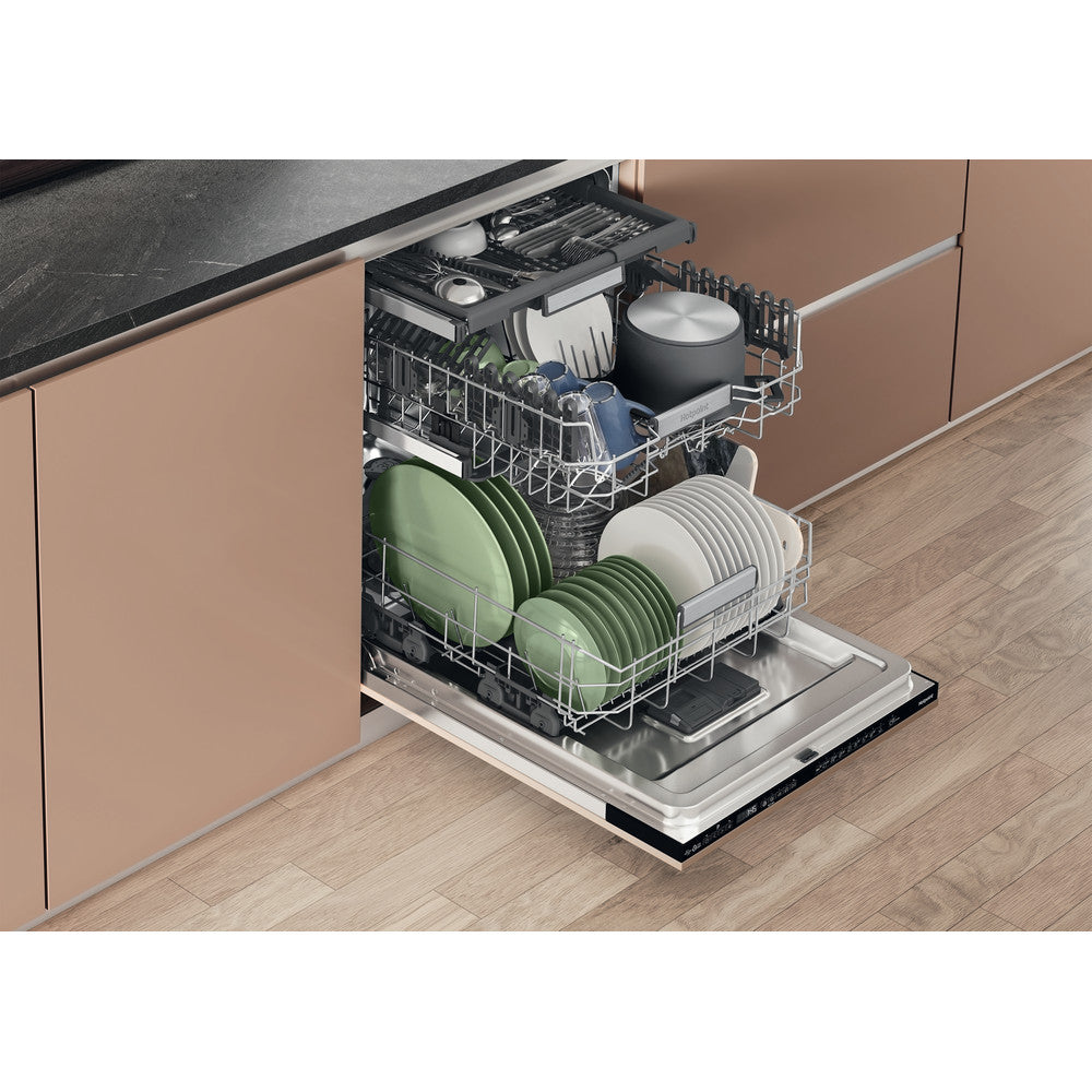 Hotpoint Maxi Space 15 Place Settings Integrated Dishwasher | H71HP42LUK