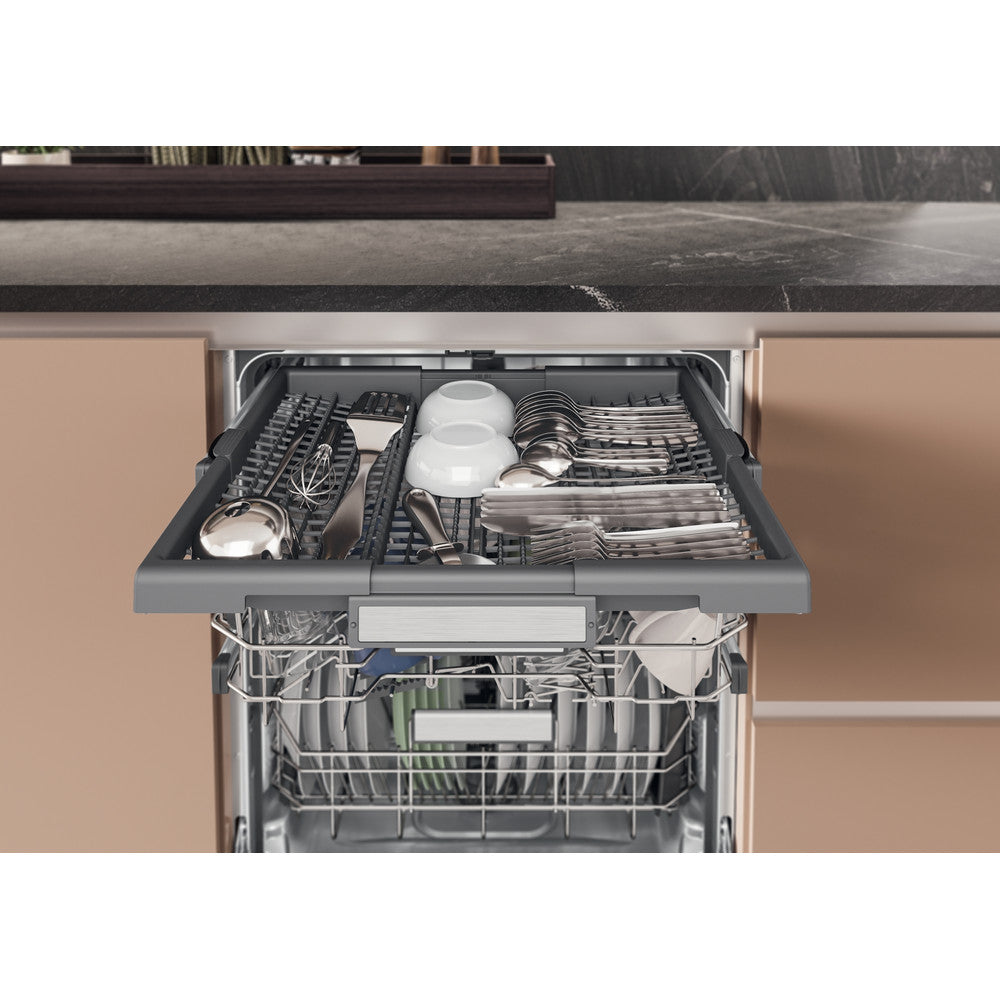 Hotpoint Maxi Space 15 Place Settings Integrated Dishwasher | H71HP42LUK